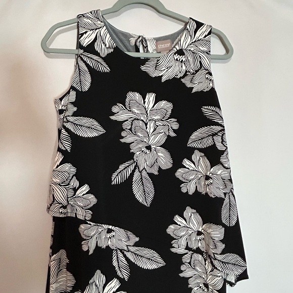 Chico's Black and White Asymmetrical Floral Dress Chico’s size 0 - Picture 3 of 12